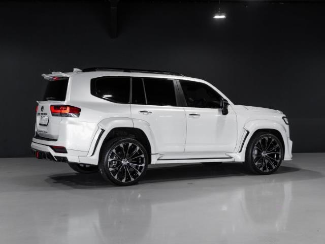 Toyota LAND CRUISER 2025 - Main Image